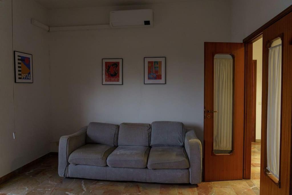 Fanciful 2-Br Outside Ztl Apartment Florenţa Exterior foto